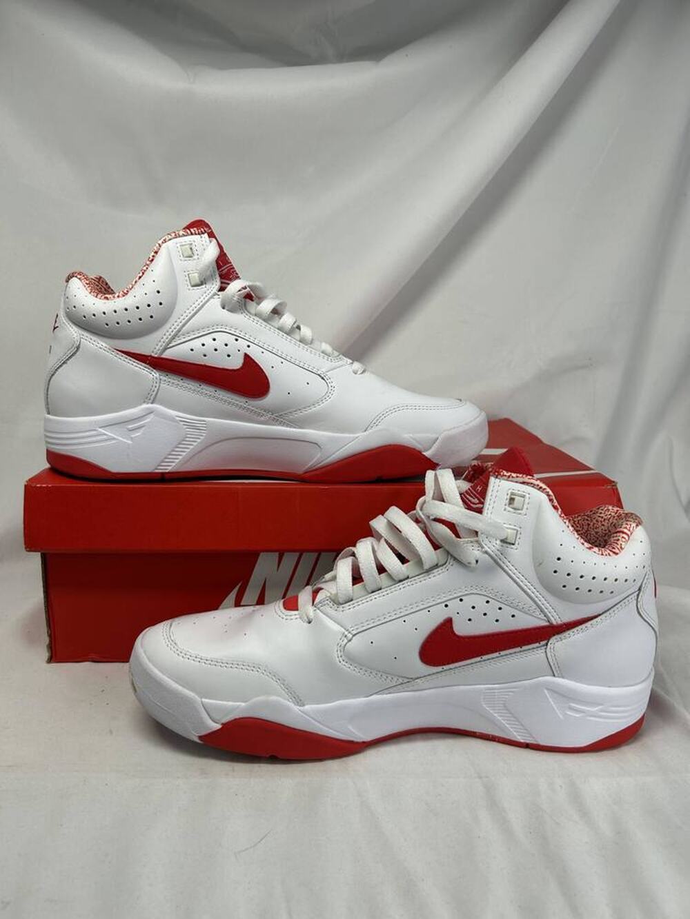 Nike Air Flight Lite Mid University Red / White Men's Size 11 SPB-SAL (330767)